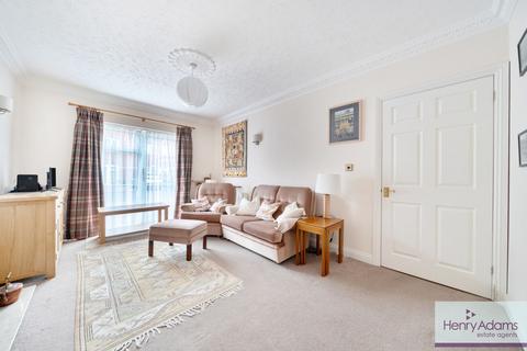undefined, King George Avenue, Petersfield, GU32