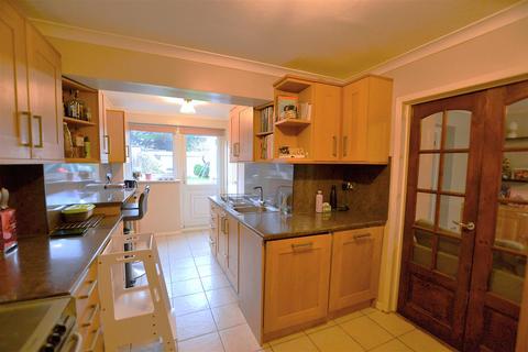 3 bedroom terraced house for sale, Bradshaws, Hatfield
