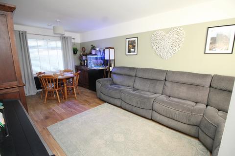 3 bedroom end of terrace house for sale, Bannachra Crescent, Tullichewan, Alexandria G83