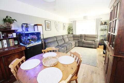 3 bedroom end of terrace house for sale, Bannachra Crescent, Tullichewan, Alexandria G83