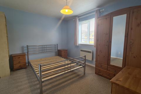 2 bedroom flat to rent, Atlantic Close, SO14