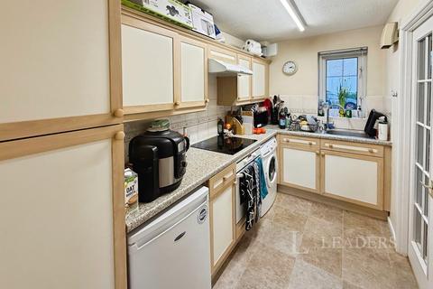 undefined, Atlantic Close, SO14