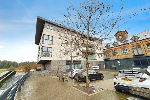 2 bedroom flat to rent, Crabble Hill, Kent CT17