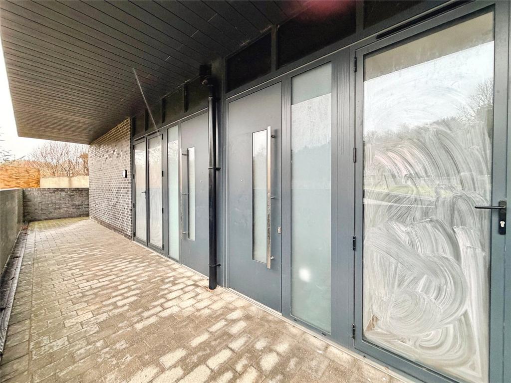 Private Entrance