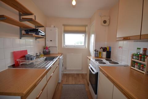 1 bedroom flat to rent, South Lynn Crescent, Bracknell, RG12