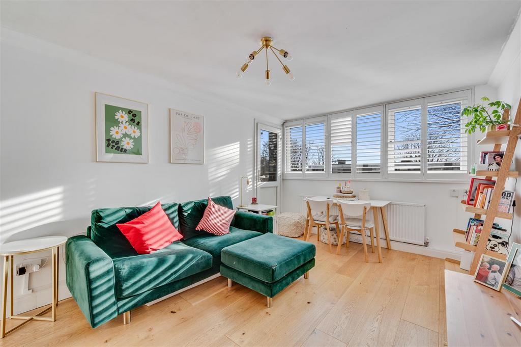 Daniels Clement Cl, London NW6 7 AN, 014.jpg