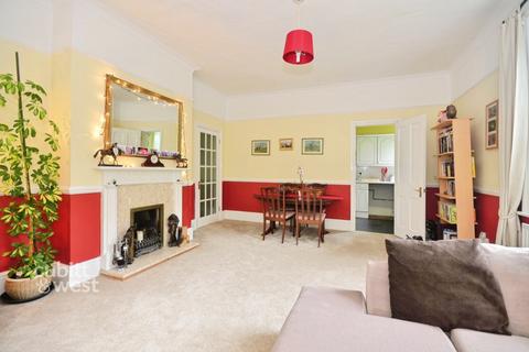 1 bedroom apartment to rent, Denefield Drive, Kenley CR8