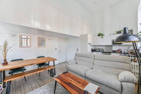 2 bedroom flat to rent, Kingsway Square, Battersea Park, Battersea Park, London, SW11