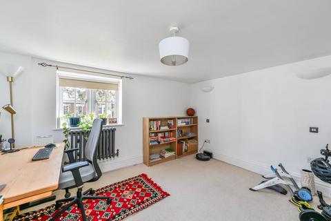 2 bedroom flat to rent, Kingsway Square, Battersea Park, Battersea Park, London, SW11