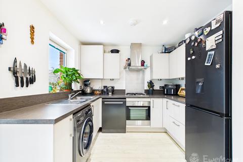 3 bedroom end of terrace house for sale, ABRAHAM WAY, BORDON, GU35