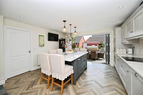 5 bedroom detached house for sale, Long Hassocks, Rugby, CV23
