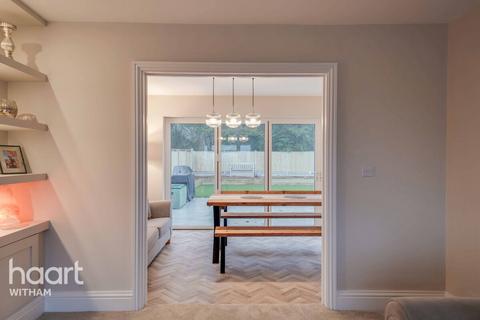 4 bedroom detached house for sale, Kelvedon Road, Wickham Bishops