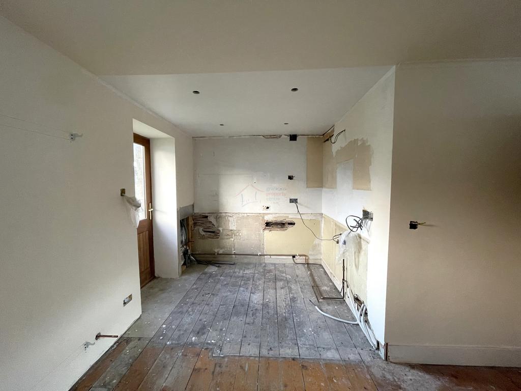 Kitchen Area.JPG