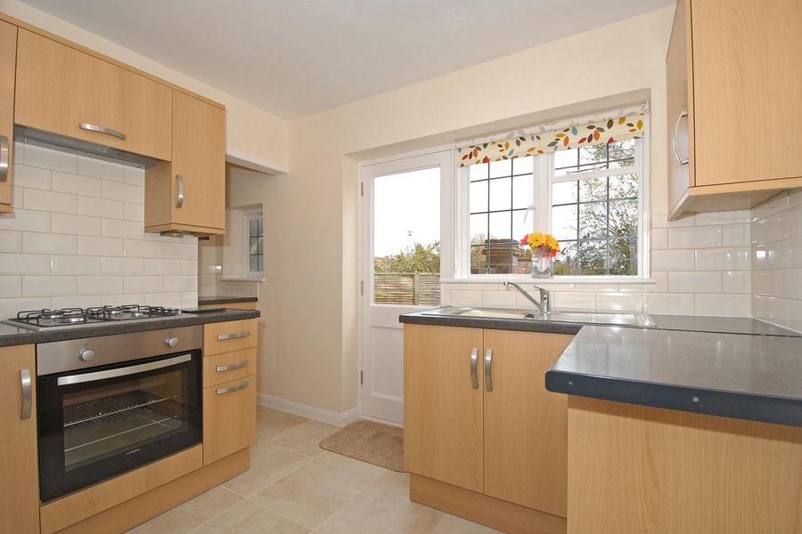 Kitchen (2) result.j
