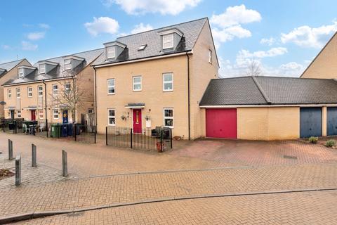 5 bedroom detached house for sale, Halifax Road, Cambridge CB23