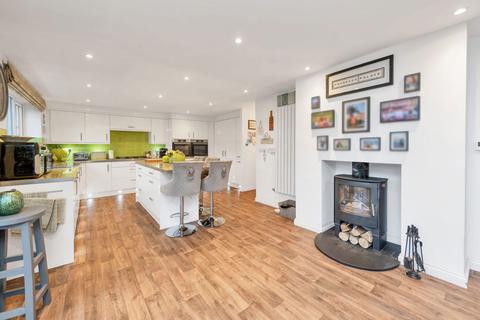 5 bedroom detached house for sale, Halifax Road, Cambridge CB23