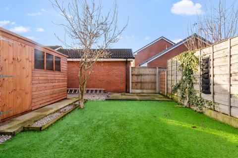 3 bedroom semi-detached house to rent, Rossendale Drive, Birchwood, WA3