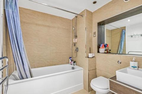 2 bedroom apartment to rent, Broadley Terrace, London NW1