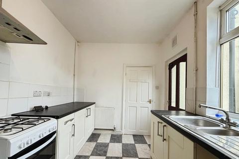 3 bedroom end of terrace house for sale, Chadwick Street, Leigh