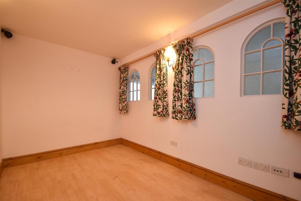 Office/bedroom