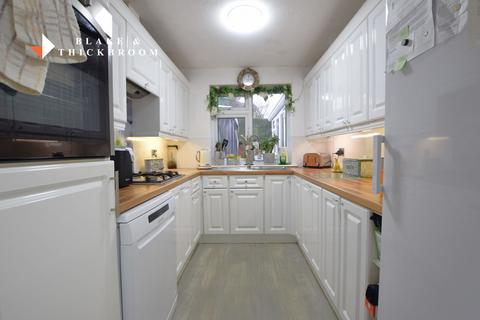 2 bedroom semi-detached bungalow for sale, Chipstead Walk, Clacton-on-Sea