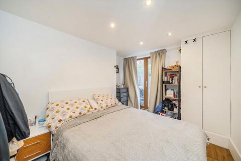 2 bedroom flat to rent, Shirland Road, London W9