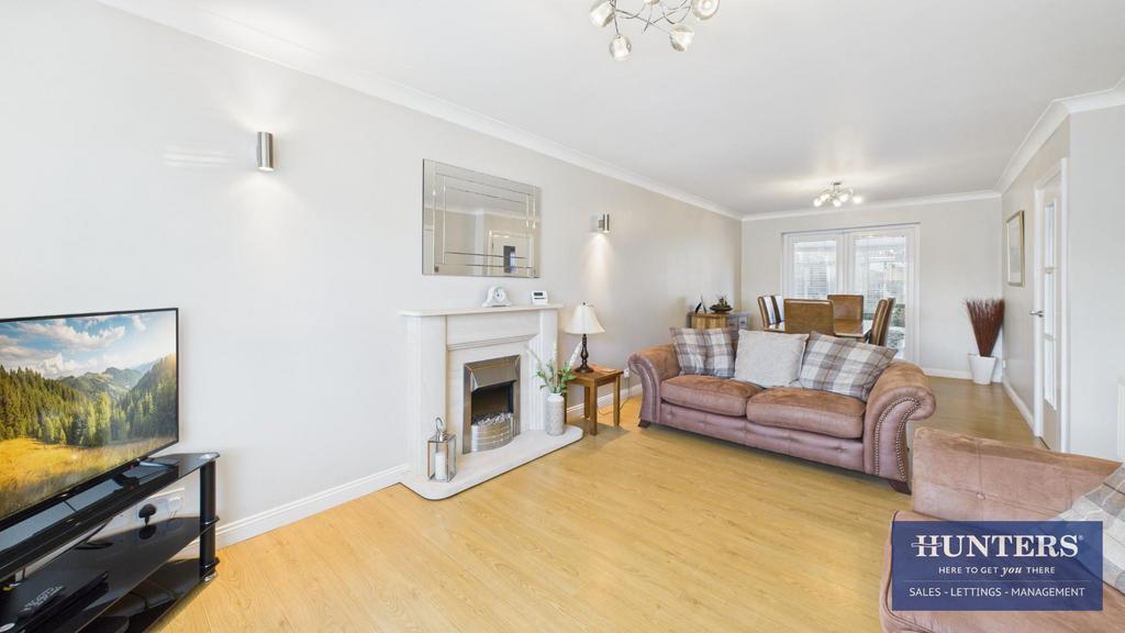 Living Room/ Dining Room