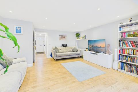 3 bedroom semi-detached house for sale, Aylesbury HP19