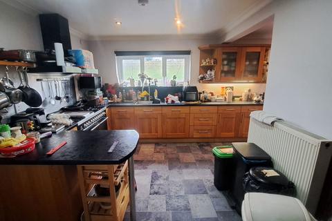 4 bedroom detached house for sale, Mountain Road, Upper Brynamman, Ammanford, SA18