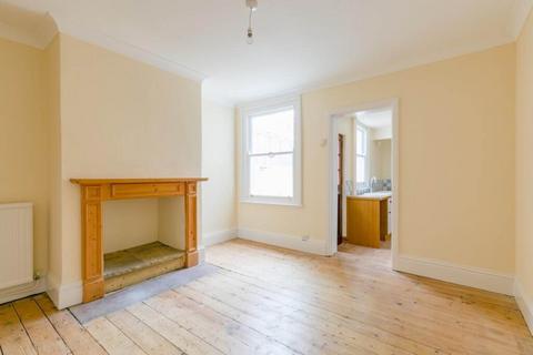 1 bedroom in a house share to rent, Springfield Road, Guildford GU1