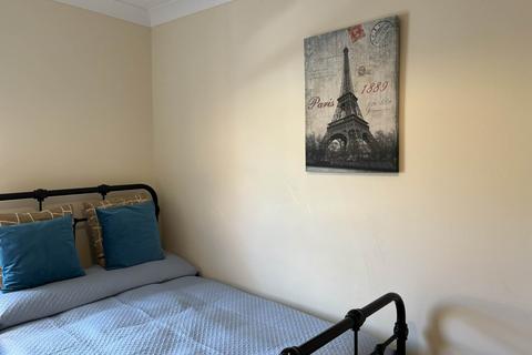 undefined, Springfield Road, Guildford GU1