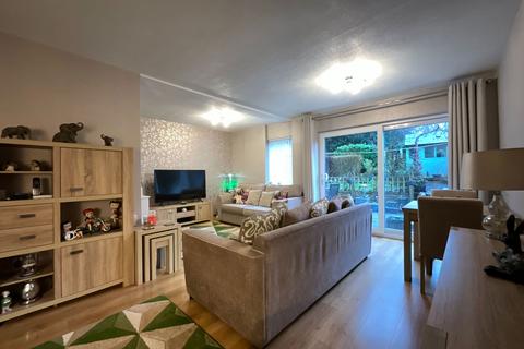 3 bedroom end of terrace house for sale, Crimmond Rise, Halesowen B63