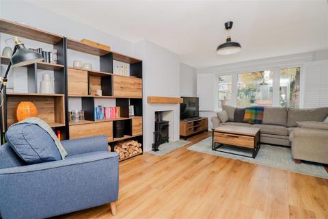 undefined, Wood End, Horsham