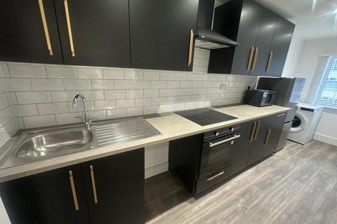 1 bedroom in a flat share to rent, Slough,  Berkshire,  SL1
