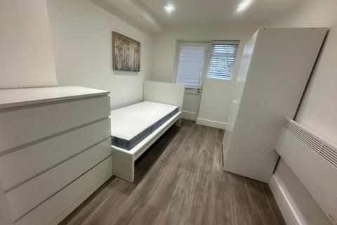 Slough, Berkshire, SL1