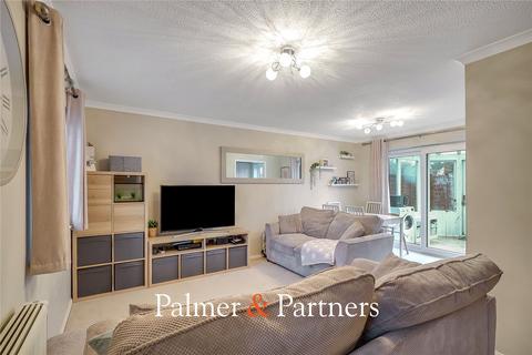 2 bedroom end of terrace house for sale, Gilson Close, Chelmsford CM2