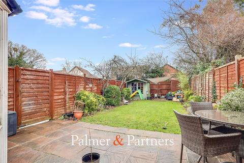 2 bedroom end of terrace house for sale, Gilson Close, Chelmsford CM2