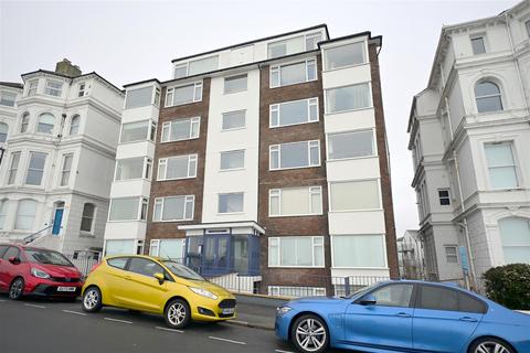2 bedroom flat for sale - South Cliff, Eastbourne