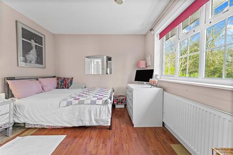 3 bedroom detached house for sale, Hampden Way, Hertfordshire WD17