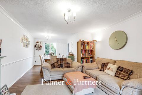 3 bedroom detached house for sale, Sutton Mead, Chelmsford CM2