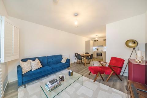 1 bedroom flat for sale, Springfield Drive, London SW17