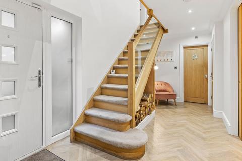 5 bedroom detached house for sale, Milton Mount Avenue, Crawley RH10