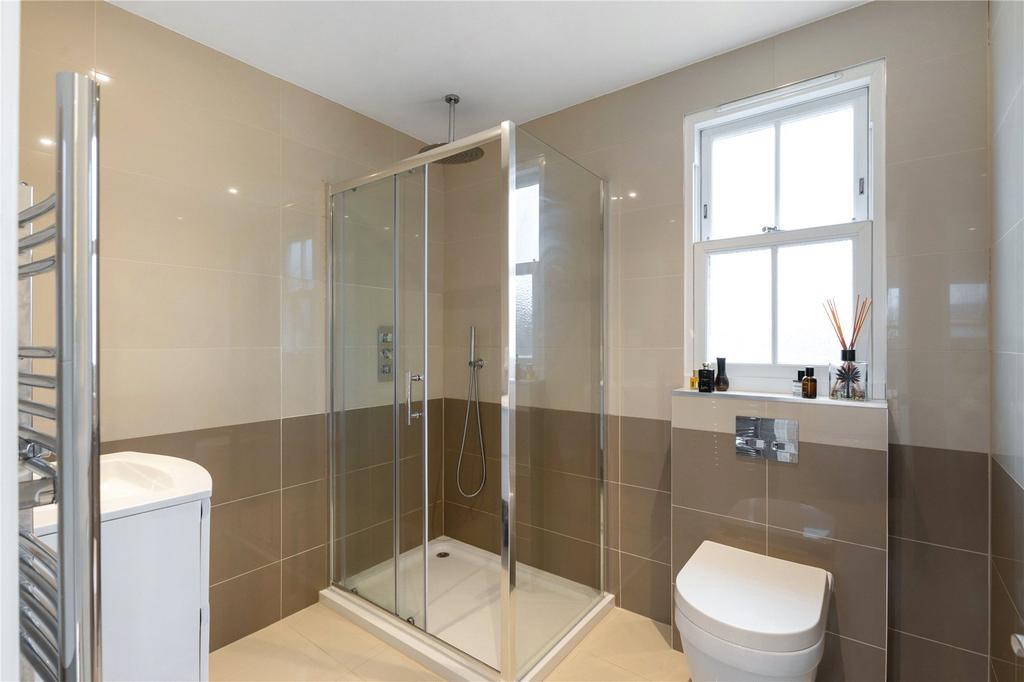 En Suite Shower Room
