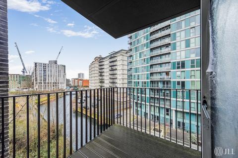 1 bedroom flat for sale, Southmere House, Highland Street, London, E15