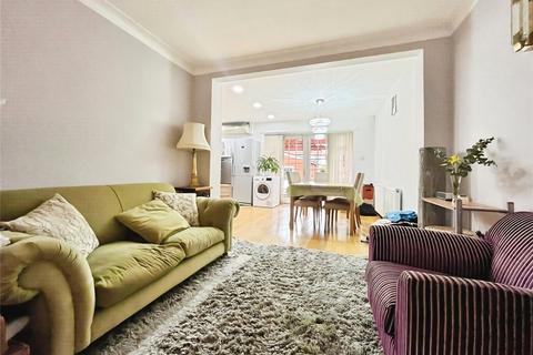 4 bedroom semi-detached house to rent, Cypress Avenue, Twickenham, TW2