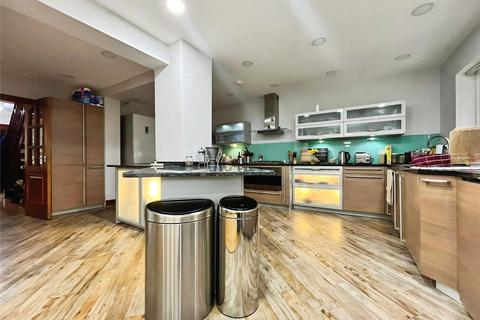 4 bedroom semi-detached house to rent, Cypress Avenue, Twickenham, TW2