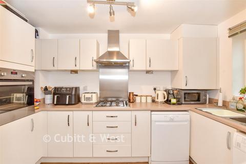2 bedroom terraced house for sale, Hangar Drive, Tangmere, Chichester, West Sussex
