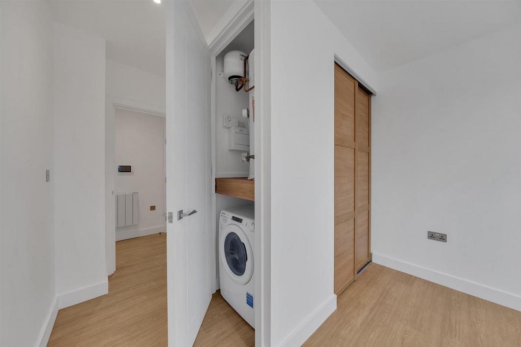 Flat 510 -8.jpg