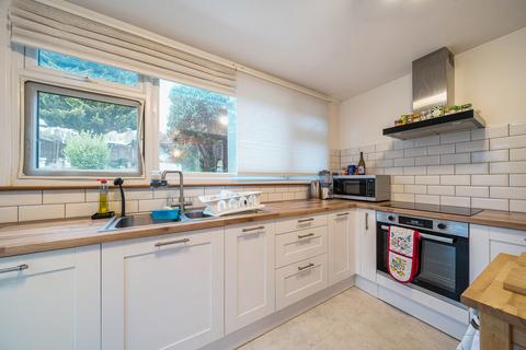 3 bedroom semi-detached house for sale, Swingate Lane, Plumstead, London