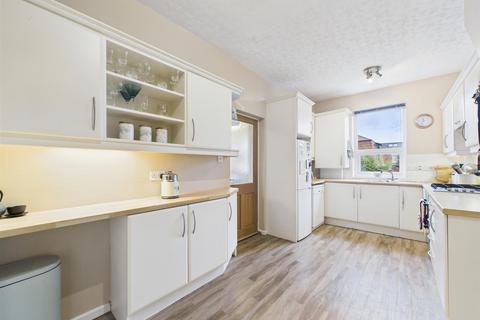 4 bedroom semi-detached house for sale, The Gardens, Monkseaton